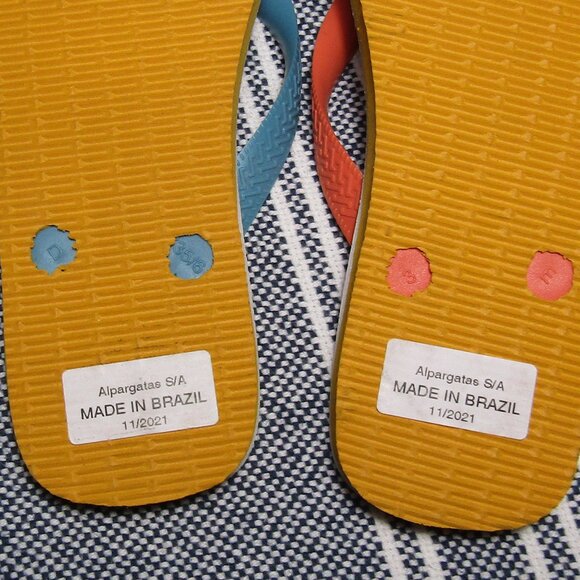 Farm Rio X Havaianas Fruit Print Flip Flops SZ 6 NWOT - Picture 4 of 4